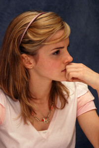 emma-watson_ucp5h1ubsey.jpg