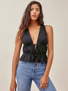 feta-top-black-2.jpg