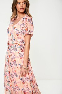 floral_maxi_dress_in_blush-4.jpg