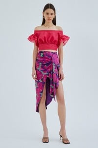 floret_top_624-hot_pink_102003071-5_frame_skirt_511-purple_geo_floral_g_4020-edit.jpg