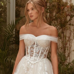 galitrobinik_bridal_129732292_129881755594421_3315147833928635915_n.jpg