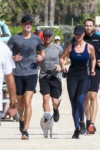 ivanka-trump-out-jogging-in-miami-beach-02-13-2021-3.jpg