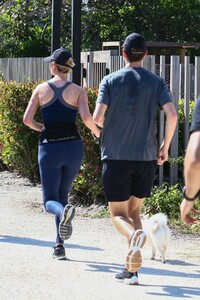 ivanka-trump-out-jogging-in-miami-beach-02-13-2021-5.jpg