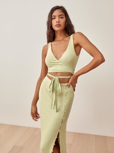 jonny-two-piece-limon-1.jpg