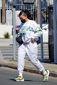jordyn-woods-out-in-los-angeles-02-24-2021-7.jpg
