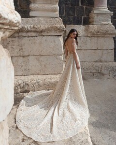 julievinobridal_139348868_319581992747090_4768271322573251639_n.jpg