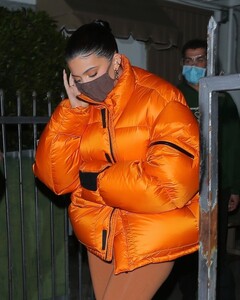 kendall-and-kylie-jenner-at-giorgio-baldi-in-santa-monica-02-02-2021-11.jpg