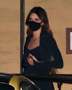 kendall-jenner-at-nobu-in-malibu-02-09-2021-6.jpg