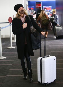 kristin-cavallari-at-lax-in-los-angeles-02-11-2021-1.jpg