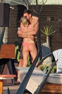 kristin-cavallari-in-bikini-in-cabo-san-lucas-12-06-2020-5.jpg