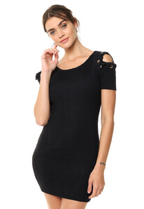 laila-3550-830604-1.jpg