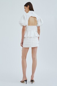 lineal_top_102-ivory_102003063_lineal_skirt_102-ivory_sh_4132-edit.jpg