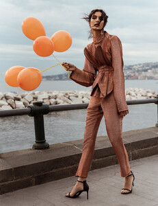 look2-1.jpg