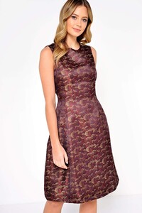 ma10736-p2276-burgundy-print-4.jpg