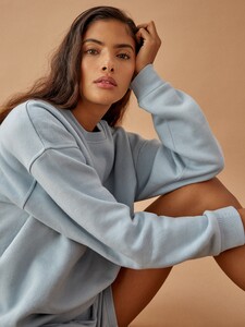 manny-oversized-sweatshirt-barely_blue-3.jpg
