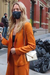 martha-hunt-and-zanna-rassi-arrives-at-jason-wu-fashion-show-in-new-york-02-14-2021-5.jpg