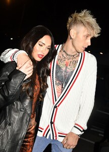 megan-fox-and-machine-gun-kelly-new-york-01-30-2021-5.jpg