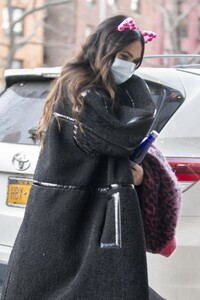 megan-fox-out-in-nyc-01-28-2021-8.jpg