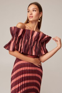 mimic_top_503-wine_stripe_302004118_mimic_skirt_503-wine_stripe_nh_0293_1.jpg