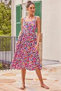 mister-zimi-s20c-sophie-midi-dress-in-fleur-2_result.jpg