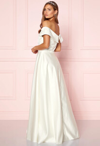 moments-new-york-gabrielle-wedding-gown-white_1.jpg