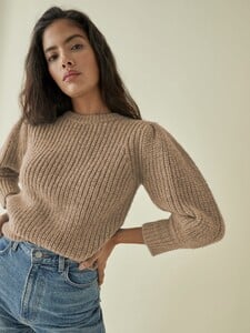 moneta-sweater-light_brown-3.jpg