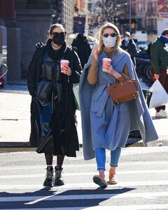 olivia-palermo-and-nicky-hilton-out-in-new-york-02-25-2021-2.jpg