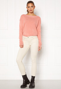 only-amalia-ls-boatneck-pullover-blush_4.jpg