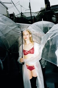 passionata-aw20-6-512x774.thumb.jpg.e0f5bd2e510a7e087ac9f3e35a91f6ff.jpg