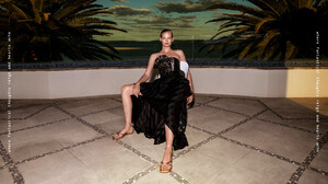 resort20_campaign_page6_1.jpg