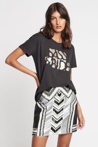 s2-horizon_lines_skirt-black_silver-f3r20025-20851-sass_bide-0162.jpg