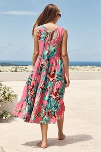 s20e12x2020-mister-zimi-s20e-olivia-midi-dress-in-honolulu-3.jpg