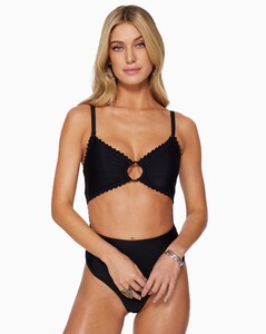 swim_2021_02_swim_c0221806_terraonepiece_black_10552_5000x@2x.jpg