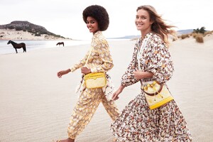 tory-burch-spring-2021-ad-campaign-the-impression-001.jpg