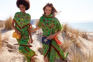 tory-burch-spring-2021-ad-campaign-the-impression-005.jpg