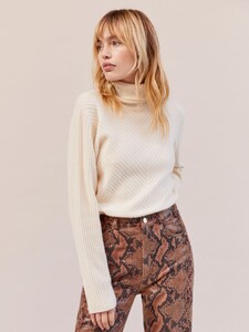 vintage-jude-sweater-cream-3.jpg