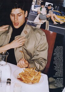 von_Unwerth_US_Vogue_February_1996_10.thumb.jpg.80e0f39aa16c5146f188512048286dd1.jpg