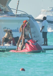 winnie-harlow-on-vacation-in-tulum-02-24-2021-7.jpg