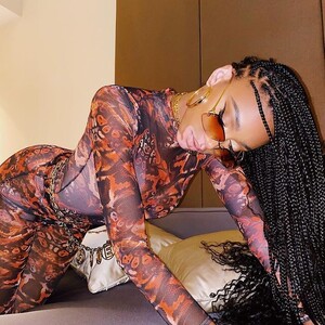 winnieharlow_2021.2.16_qg47yl.jpg