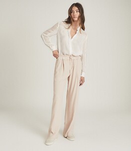 -womens-cora-spot-detail-blouse-in-white-2.thumb.jpg.14d500579abedd25a5a346af0389d0cb.jpg