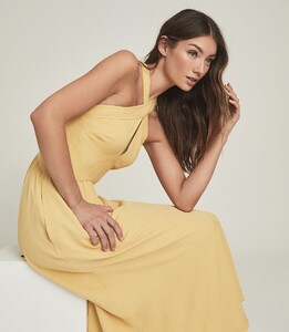 -womens-orla-halter-midi-dress-in-yellow-gold-4.thumb.jpg.51c802b4443fb45a91ad804025d36b68.jpg