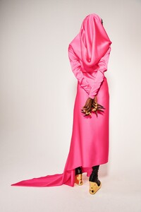 00012-Schiaparelli-RTW-fall-21-details-credit-Daniel-Roseberry.thumb.jpg.9e582db02a15ca2a50dca0383b4dd4b1.jpg