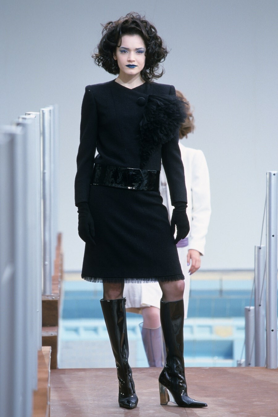 007-chanel-fall-2000-couture-CN10007763-ciara-nugentCN.jpg
