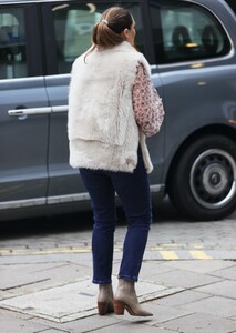      bro270321BZNimage109.jpg