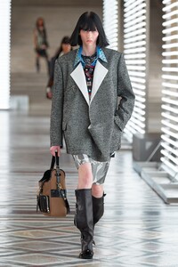 Sofia Steinberg Louis Vuitton Fall 2021 RTW PFW 2.jpg