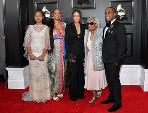 Lauren+London+62nd+Annual+GRAMMY+Awards+Arrivals+R3lGl6bODazx.jpg