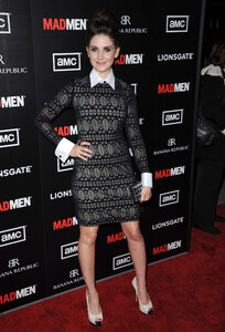 113769966_AlisonBAMCsMadMenSeason5Premiere_18_122_55lo.jpg