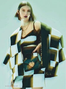 vanity fair it-page-006.jpg