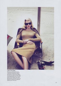 1195480442_Mert__Marcus_US_Vogue_September_2010_08.thumb.jpg.06a0270ff1710fb19c56852c72eb006c.jpg