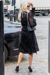       ash180321BZNimage126.jpg